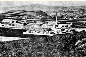 Εικ.2, Τα καλυκοποιείο των αδελφών Μαλτσινιώτη. Πηγή: Πανελλήνιον Λεύκωμα, Ντοκιμαντέρ, Το Μπαρουτάδικο του Αιγάλεω, 


