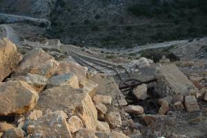 Σταθμός Ασπαλαθρωπού & κεκλιμένη γραμμη ντεκωβίλ, φωτογραφικό αρχείο κου Κ.Ιατρού, 16-02-2017, https://www.facebook.com/iatrouko/media_set?set=a.1592097437472611&type=3