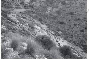 Η φωτογραφία είναι ευγενική παραχώρηση του καθηγητή της σχολής Αρχιτεκτόνων του Ε.Μ.Π. Δρ Νίκο Μπελαβίλα εις μνήμη του καθηγητή Αντώνη Ζ. Φραγκίσκου. Η φωτό είναι του Α.Ζ.Φραγγίσκου και χρονολογείται από το 1964-1965.