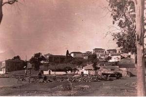 
4. Το κτήριο της Ηλεκτρικής βρισκόταν στη θέση Αρμυριές 

κοντά στα Αλώνια (Αρχείο: Βιβή Σκούρτη)
