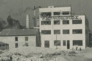 Εικ.2, Η Αγγειοπλαστική εταιρία "Κεραμεικός", τη δεκαετία του 1930. 

Φωτ. αρχείο ΕΛΙΑ-ΜΙΕΤ




Εικ.3, Η Αγγειοπλαστική εταιρία "Κεραμεικός", τη δεκαετία του 1930. 
Φωτ. αρχείο ΕΛΙΑ-ΜΙΕΤ

