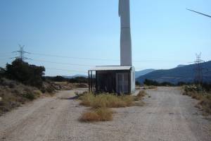 Φωτογραφία της ανεμογεννήτριας ΑΟΑ 600. Λήψεις Ιουνίου-Ιουλίου 2008.