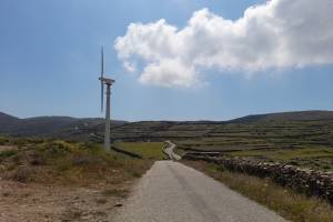 Φωτογραφίες απο το αιολικό πάρκο με τις 5 α/γ των 33 kW (5/2022).