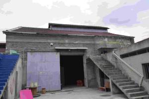 Επίσκεψη της ΒΙΔΑ ΑΜΚΕ κατόπιν πρόσκλησης της εταιρείας Blue Cycle, η οποία στεγαζόταν στο εναπομείναν κτήριο των παλαιών εγκαταστάσεων του Φωταερίου Πειραιά, κατά την περίοδο διαμόρφωσης της διαδρομής περιήγησης των μηχανουργείων του Πειραιά, 20-06-2020,  Αρχείο Μαρίας Δανιήλ