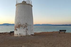 Ο φάρος στα Πλακάκια όπως είναι σήμερα, αρχείο Α. Παπαδάκης