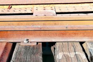 Σιδηροτροχιές της γέφυρας του Γοργοποτάμου (τύπου Vignolle και με πέλμα)