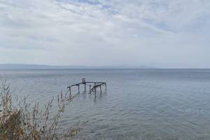 Ίχνη από τη σκάλα φόρτωσης (google maps)