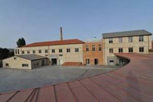 εργοστάσιο στο Ηράκλειο Κρήτης. πηγή: Γιώργης Πετράκης
